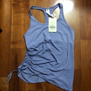 Fabletics - cashel curved cinch work out tank top (NEW WITH TAG)
